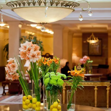 Opera - The Leading Of The World 5*