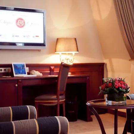 Opera - The Leading Of The World 5* Kiev