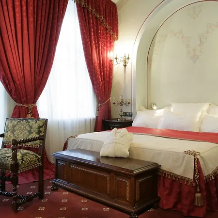 Hotel Opera - The Leading Of The World 5*