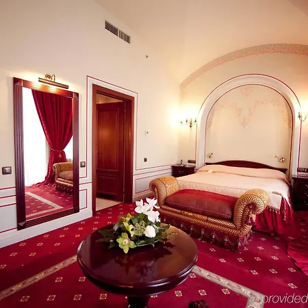 Hotel Opera - The Leading Of The World Kiev