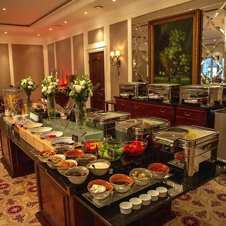 Opera - The Leading Of The World Hotel